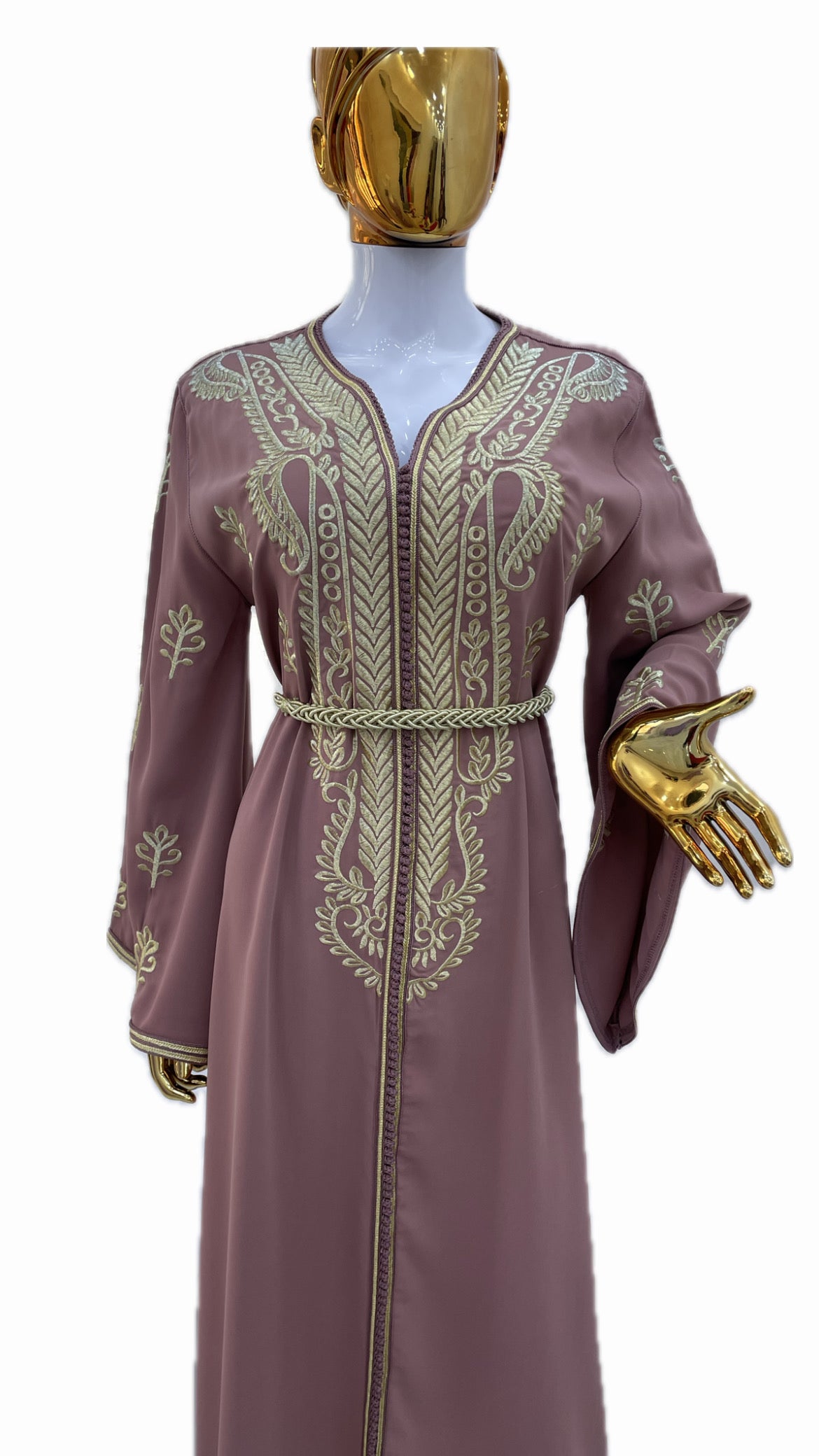 Caftan en Bois de Rose & Doré Brodé