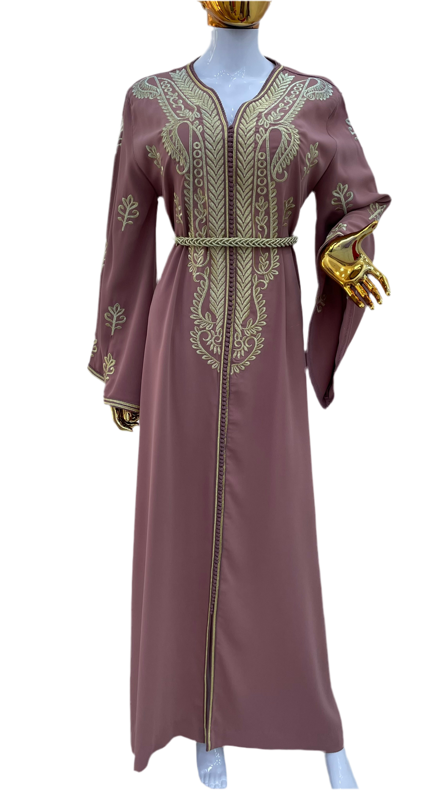 Caftan en Bois de Rose & Doré Brodé