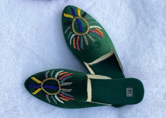 Babouche en Velours Vert Perlé