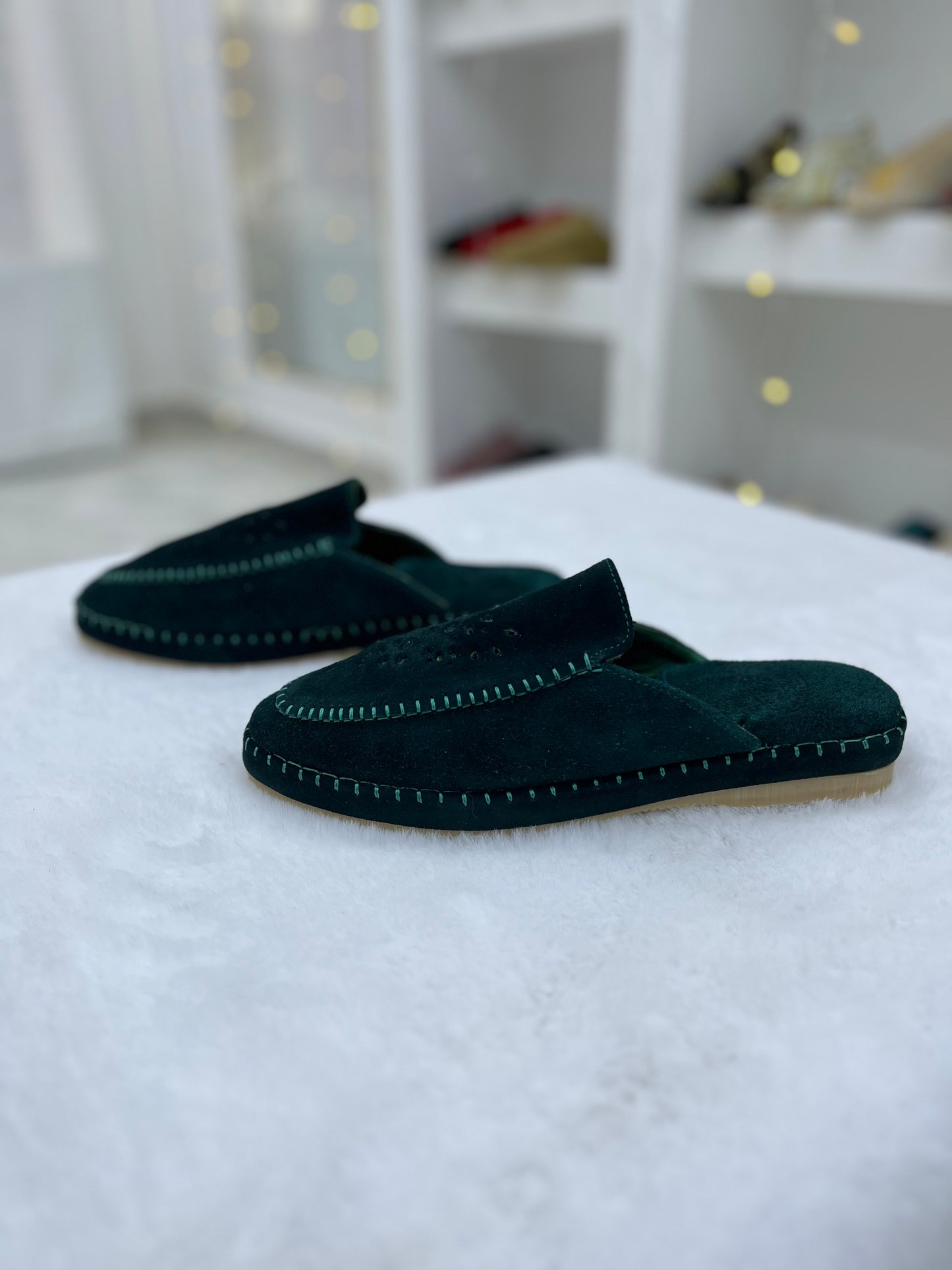 Babouche en Daim Effet Birk | Vert wagon